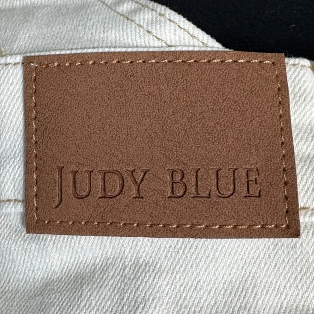 Judy Blue High Waist Garment Dyed Cutoff Shortalls‎ Ecru Denim Size M